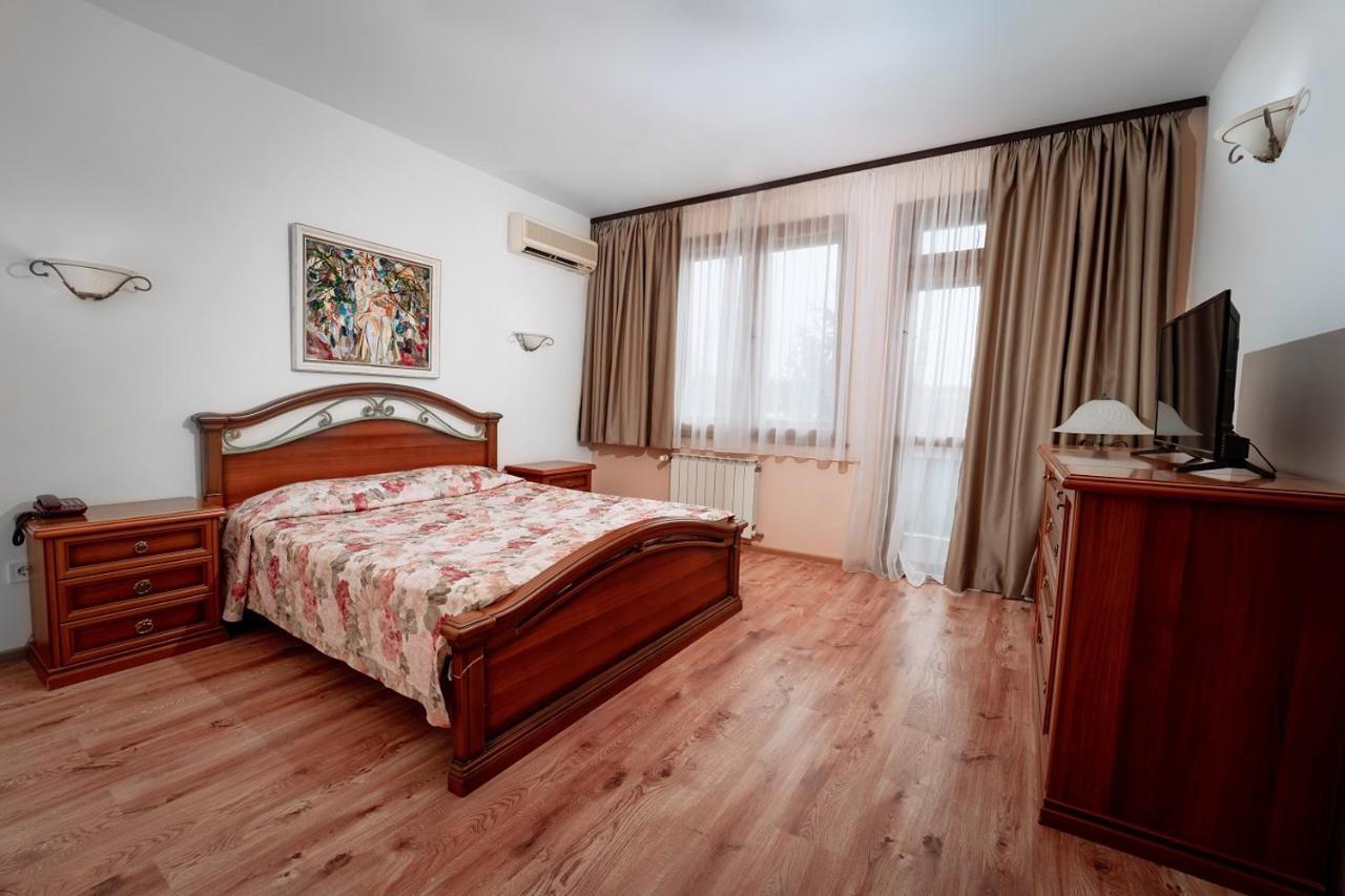 Hotel Winpalace Арбанаси Экстерьер фото